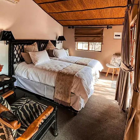 Rustenzicht Lodge And Wedding Venue Rustenburg Room photo