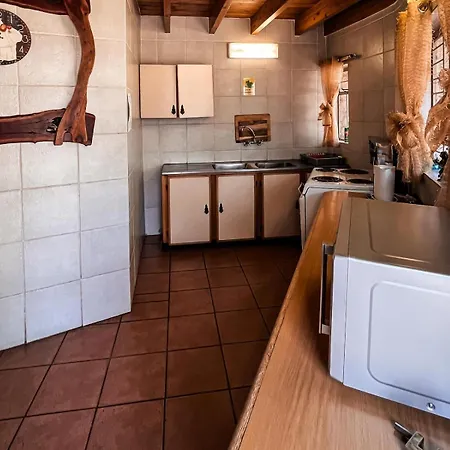 Rustenzicht Lodge And Wedding Venue Rustenburg Room photo