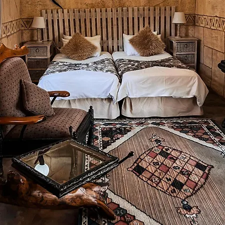 Rustenzicht Lodge And Wedding Venue Rustenburg Room photo